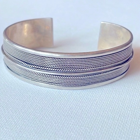 VTG sterling silver cuff bracelet
